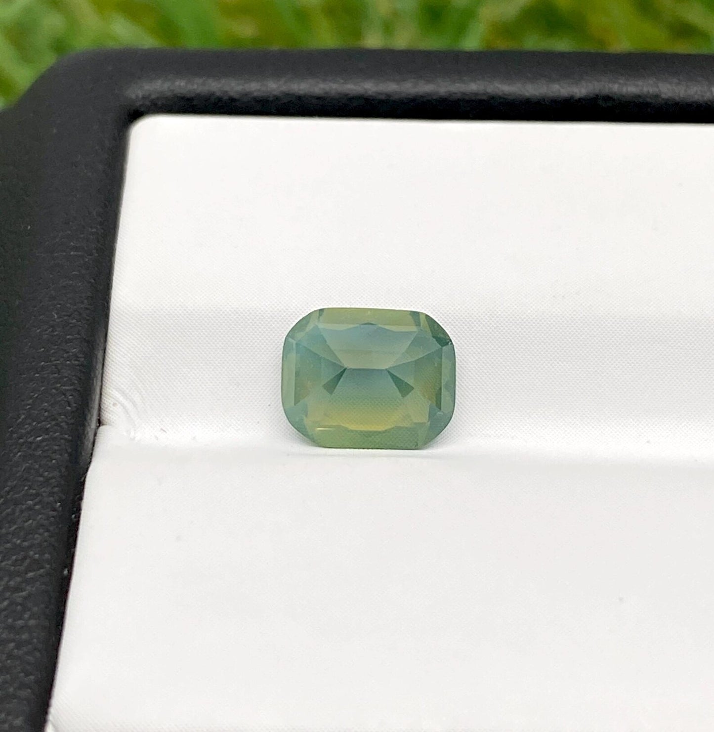 Opalescent Sapphire Yellowish Green 1.61Ct natural Unheated gemstone, Cushion cut, West Africa , Certificate AGL