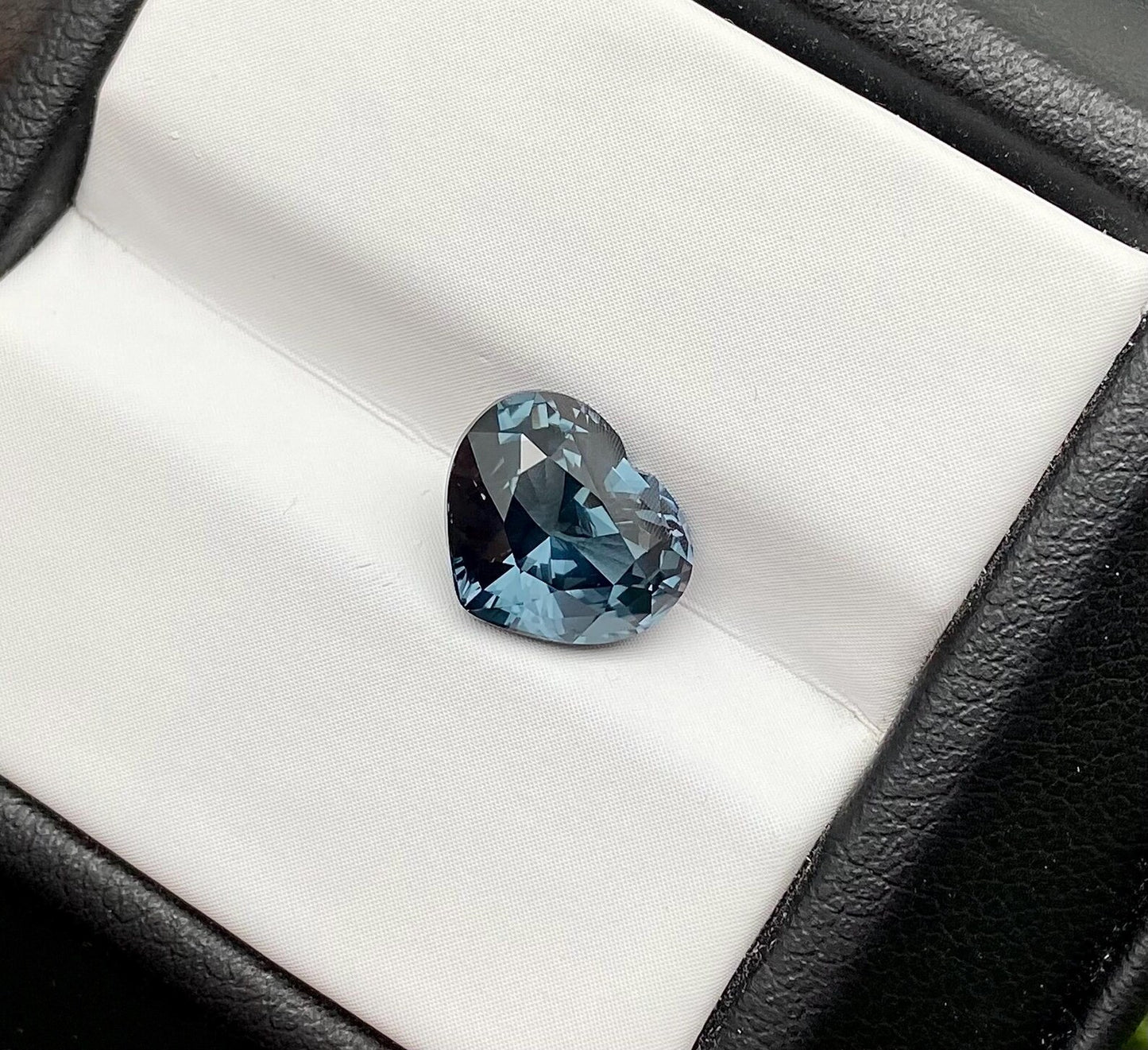 AGL Certified Natural 2.82Ct Greyish-blue Spinel gemstone, Heart cut, Sri-Lanka