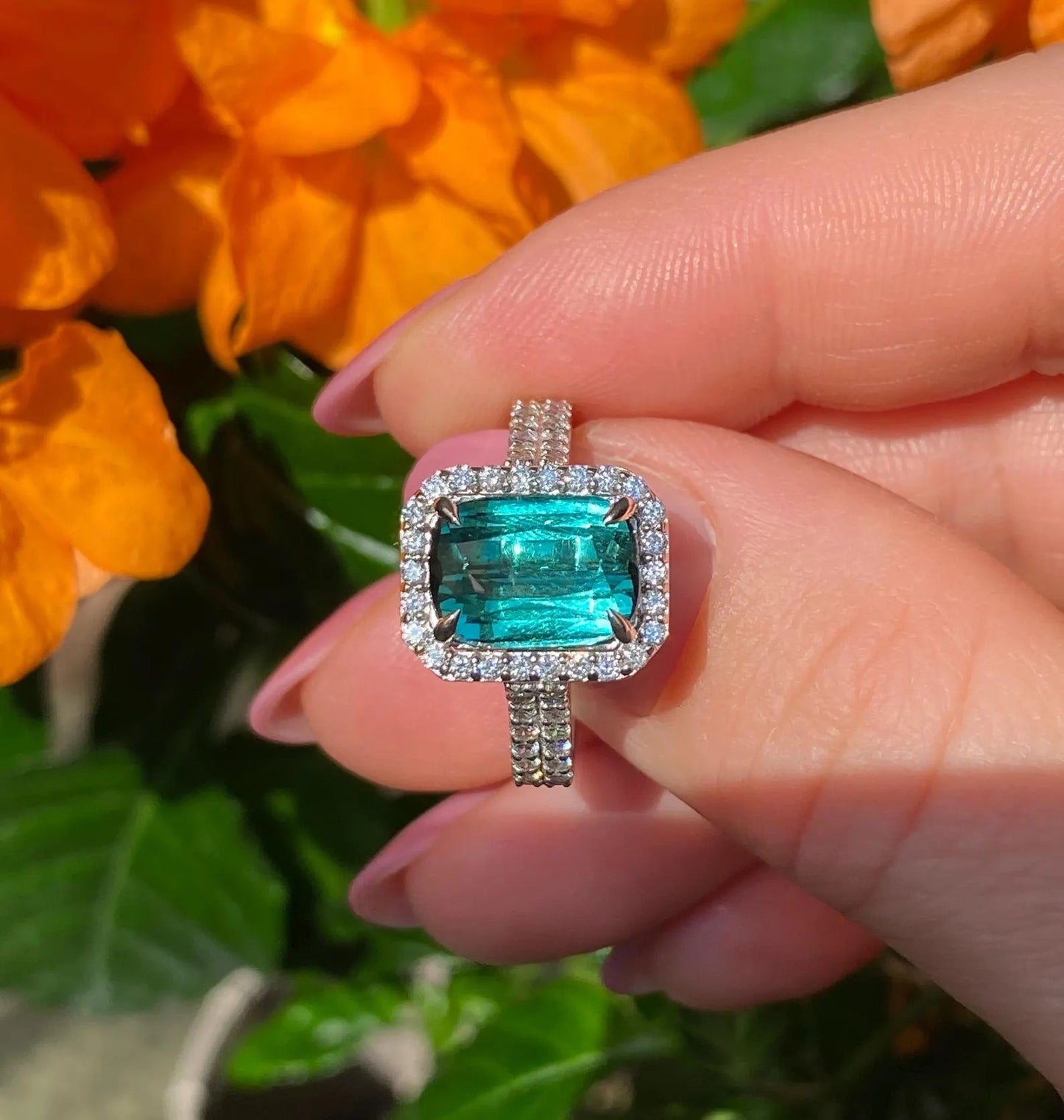 Lagoon Tourmaline 4.60Ct and Diamonds natural gemstone Ring, 14 Karat White Gold, 9US, Certified