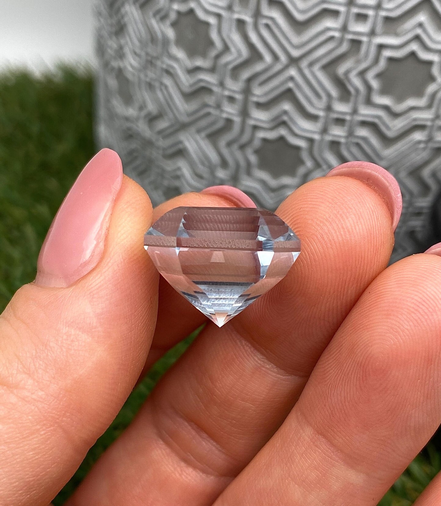 Aquamarine natural Loose gemstone 28.20 ct., Square mixed cut, Origin Nigeria, Certificate IGI
