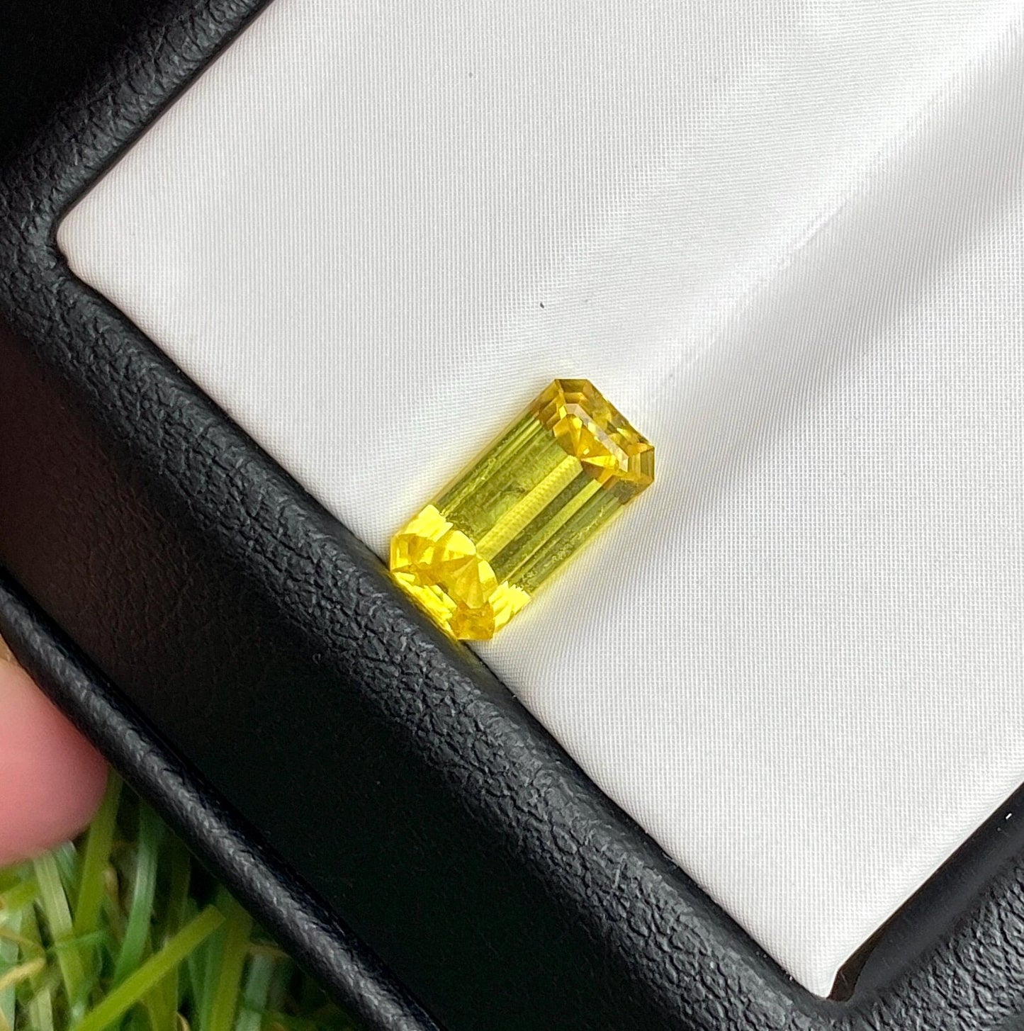 Sapphire 1.48Ct VIVID Yellow gemstone, Emerald cut, 9x4.7x3.3mm, Kenya