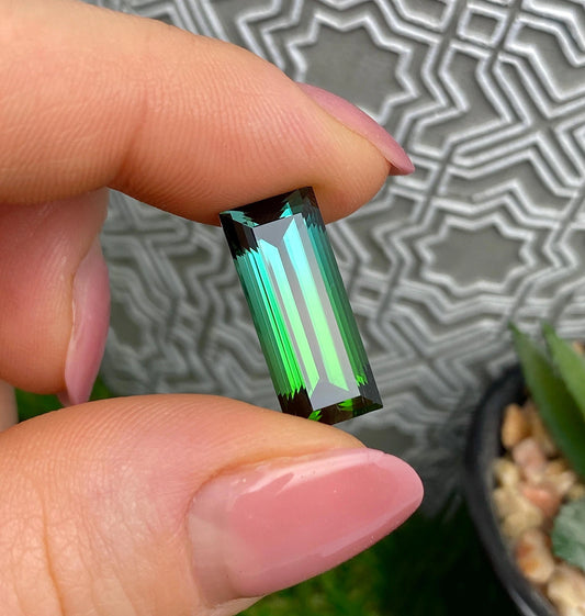 Tourmaline 11.85Ct Blue-Green, baguette, 18.5x8x8.2mm, Afghanistan