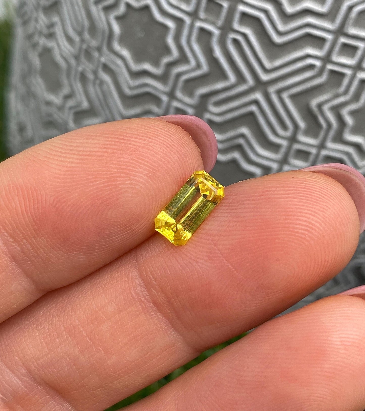 Sapphire 1.48Ct VIVID Yellow gemstone, Emerald cut, 9x4.7x3.3mm, Kenya
