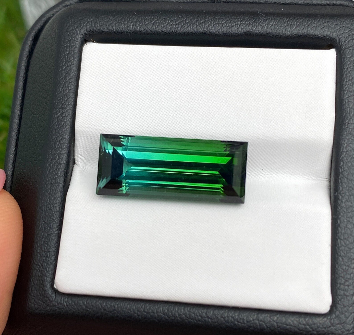 Tourmaline 11.85Ct Blue-Green, baguette, 18.5x8x8.2mm, Afghanistan