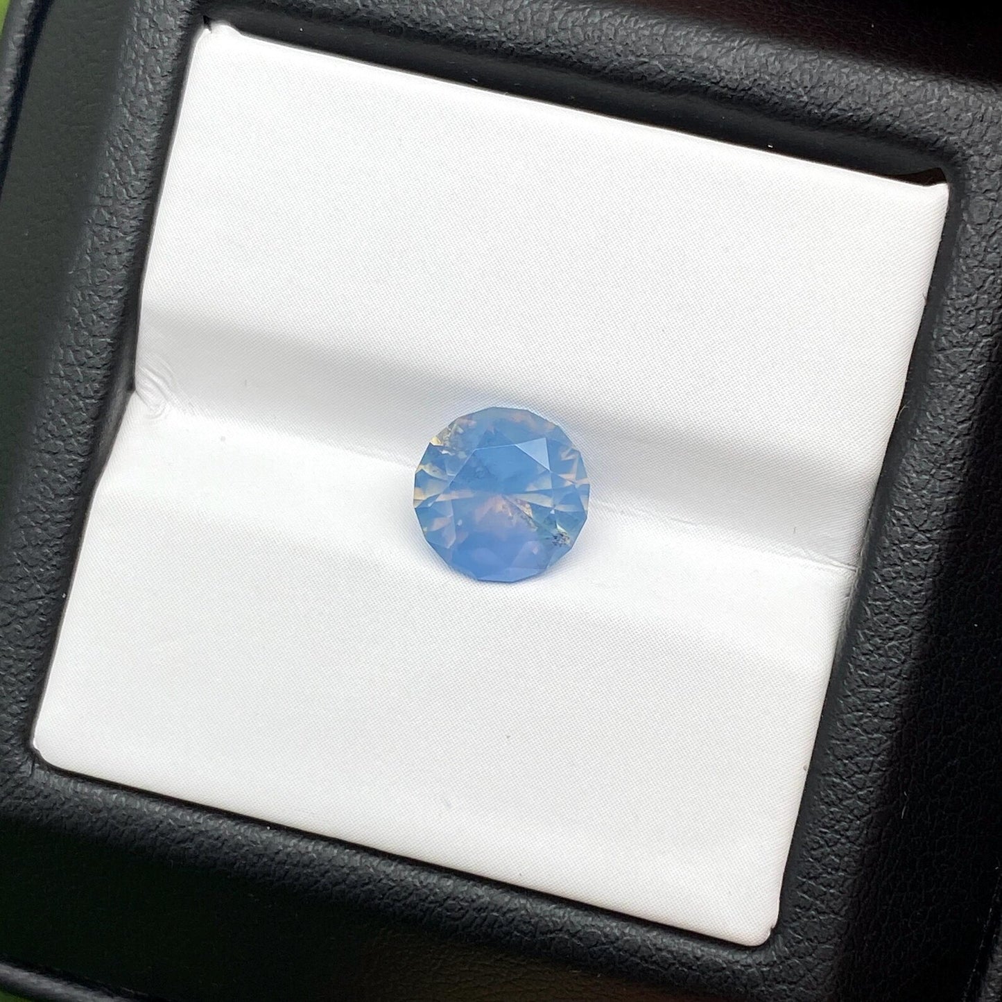 Sapphire Golden Blue 2.35Ct natural Unheated gemstone, Round Brilliant cut, Kenya