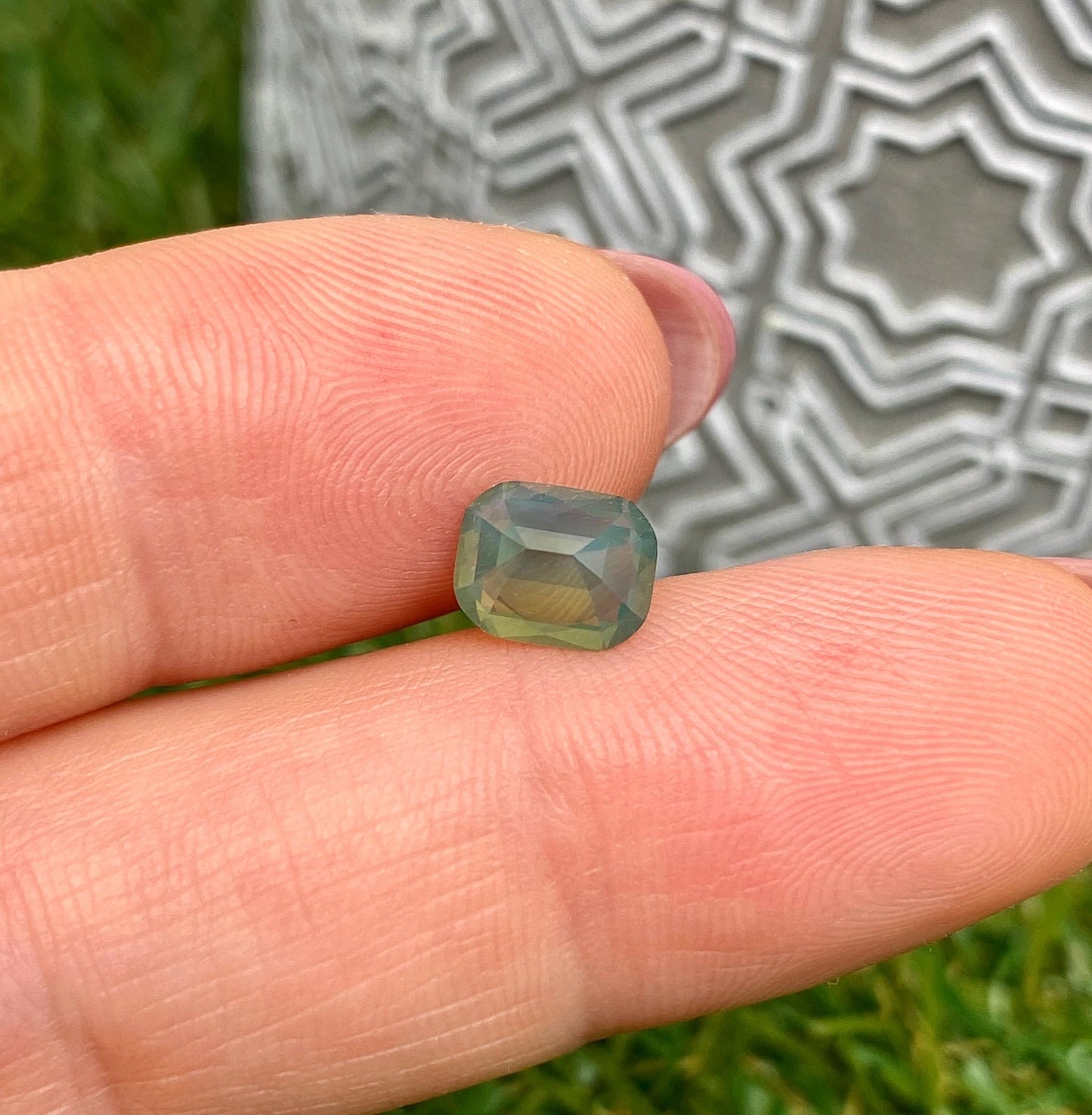 Opalescent Sapphire Yellowish Green 1.61Ct natural Unheated gemstone, Cushion cut, West Africa , Certificate AGL