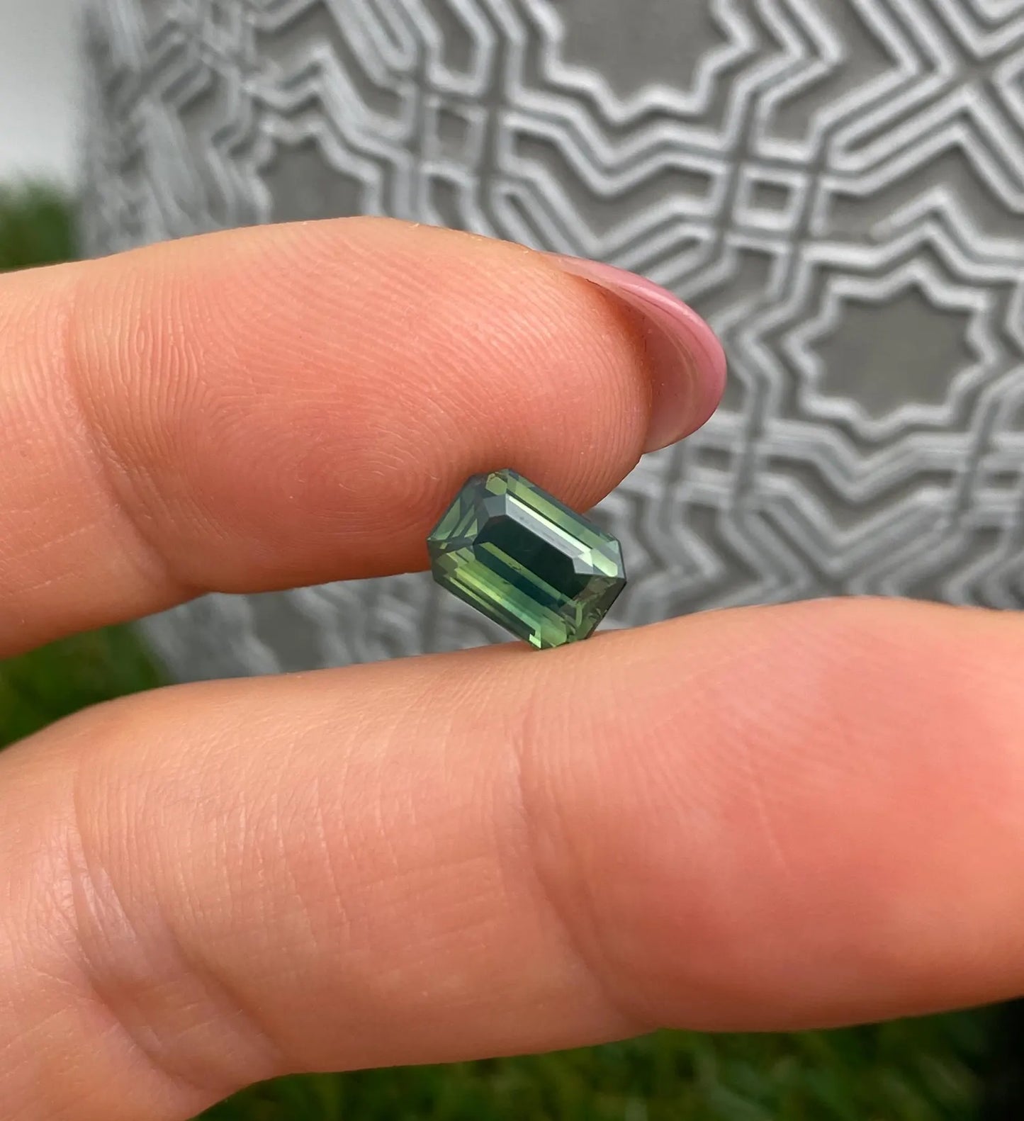 Sapphire Green 2.03Ct natural gemstone, Octagon cut, West Africa , Certificate AGL