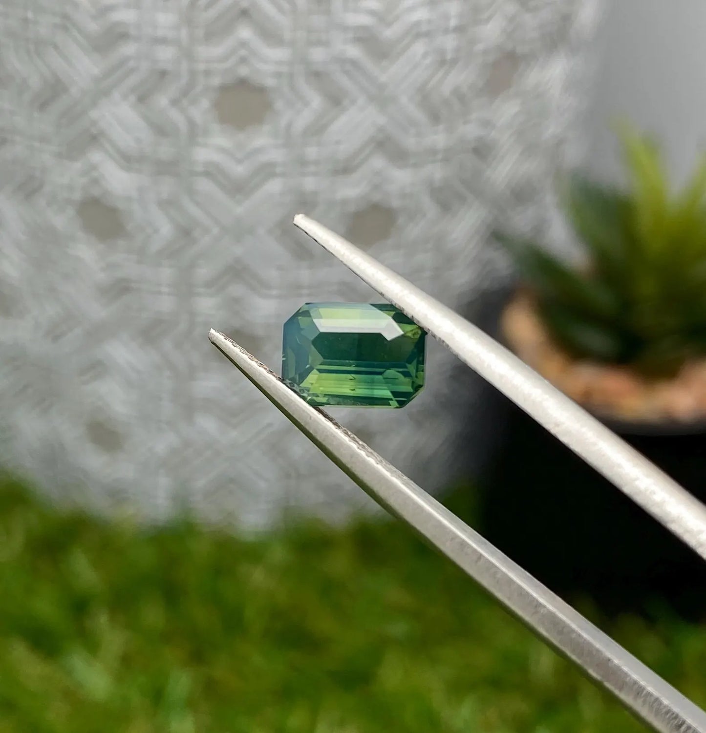 Sapphire Green 2.03Ct natural gemstone, Octagon cut, West Africa , Certificate AGL
