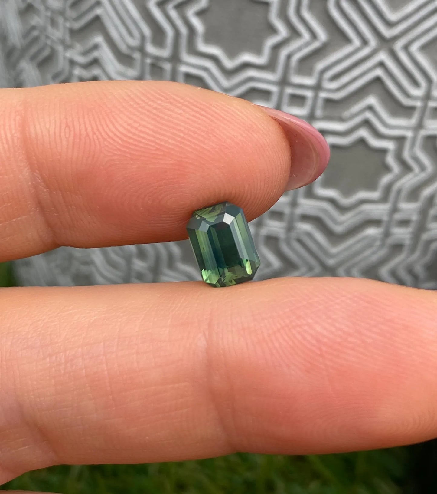 Sapphire Green 2.03Ct natural gemstone, Octagon cut, West Africa , Certificate AGL