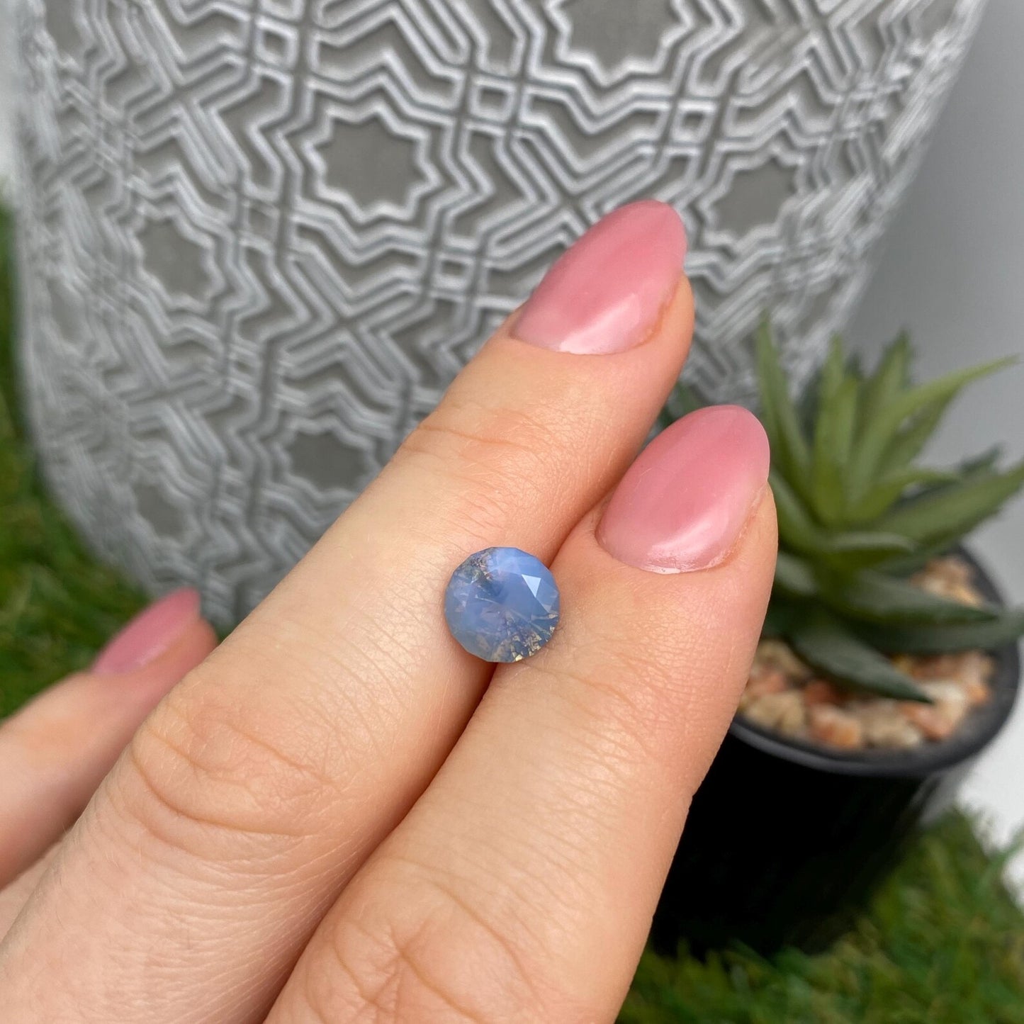 Sapphire Golden Blue 2.35Ct natural Unheated gemstone, Round Brilliant cut, Kenya