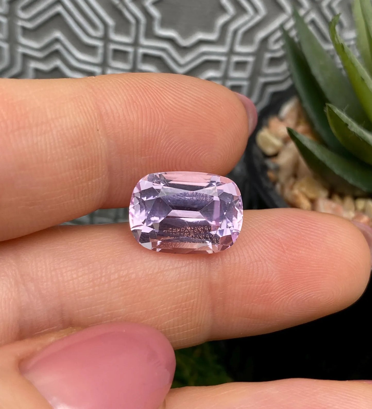 10.50Ct Natural Kunzite gemstone,14.2x10.4x9mm, cushion cut, Afghanistan