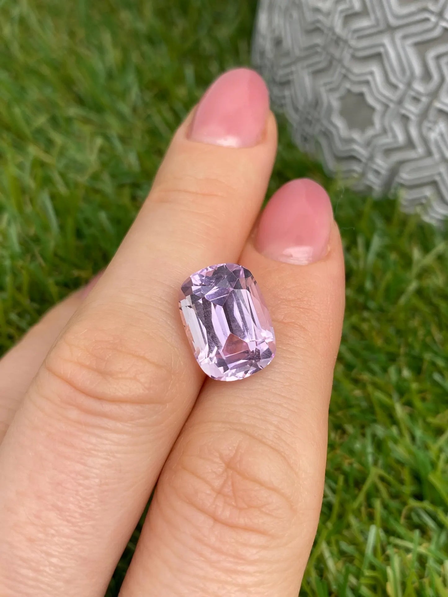 10.50Ct Natural Kunzite gemstone,14.2x10.4x9mm, cushion cut, Afghanistan