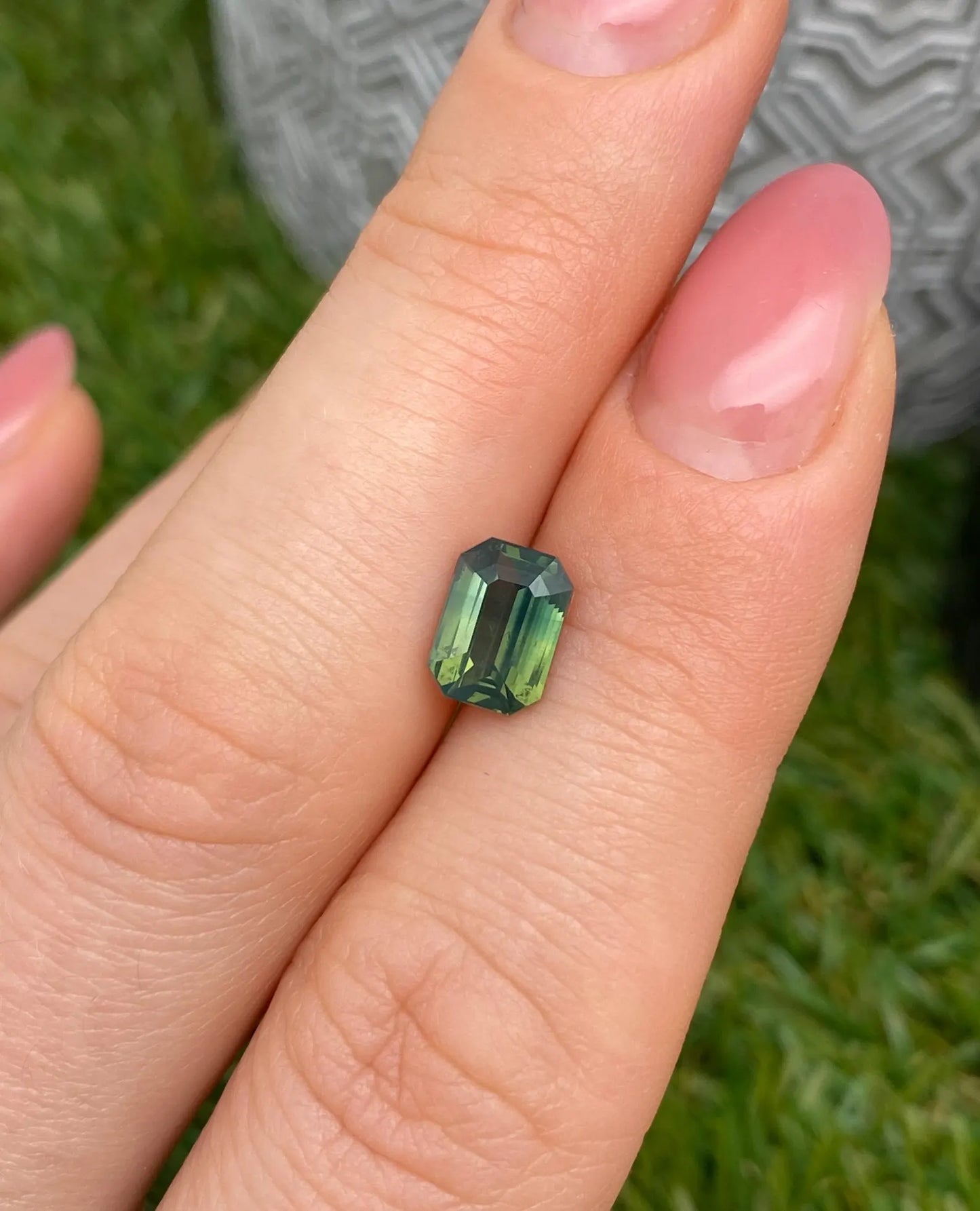 Sapphire Green 2.03Ct natural gemstone, Octagon cut, West Africa , Certificate AGL