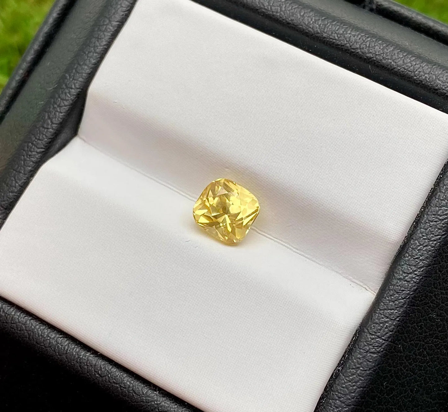 Sapphire 1.34 Ct., Yellow loose gemstone, cushion cut, certificate AGL