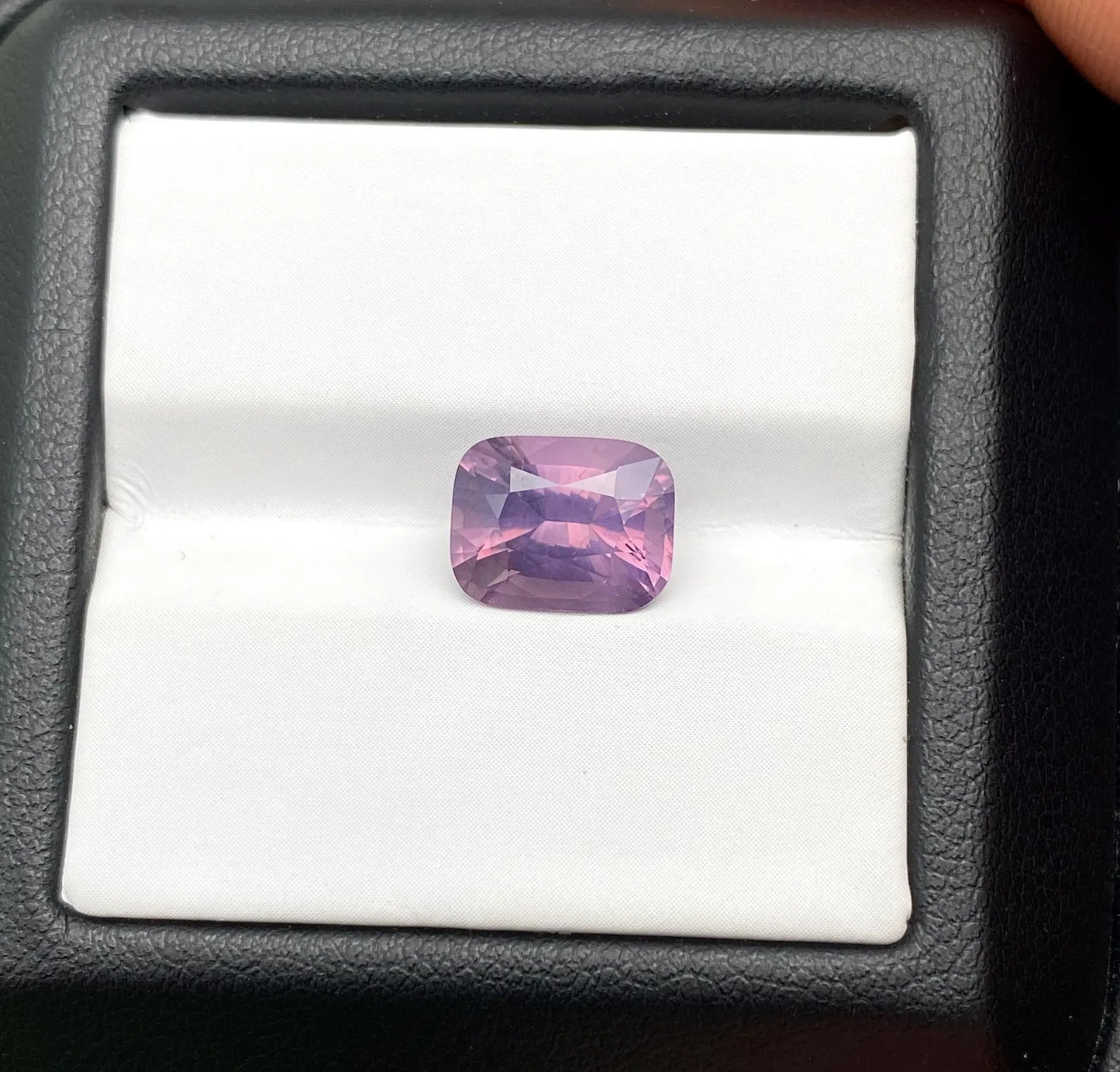 Spinel VIVID Purple natural gemstone 3.09Ct ., Cushion cut, Origin Tanzania