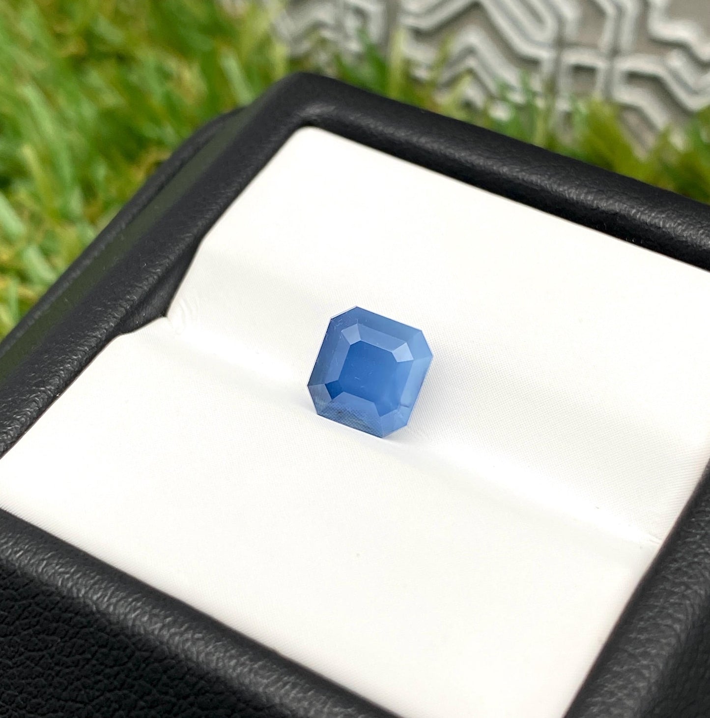 Sapphire Blue 2.36 Ct natural Unheated gemstone, Octagonal Step cut, Africa, Certificate AGL
