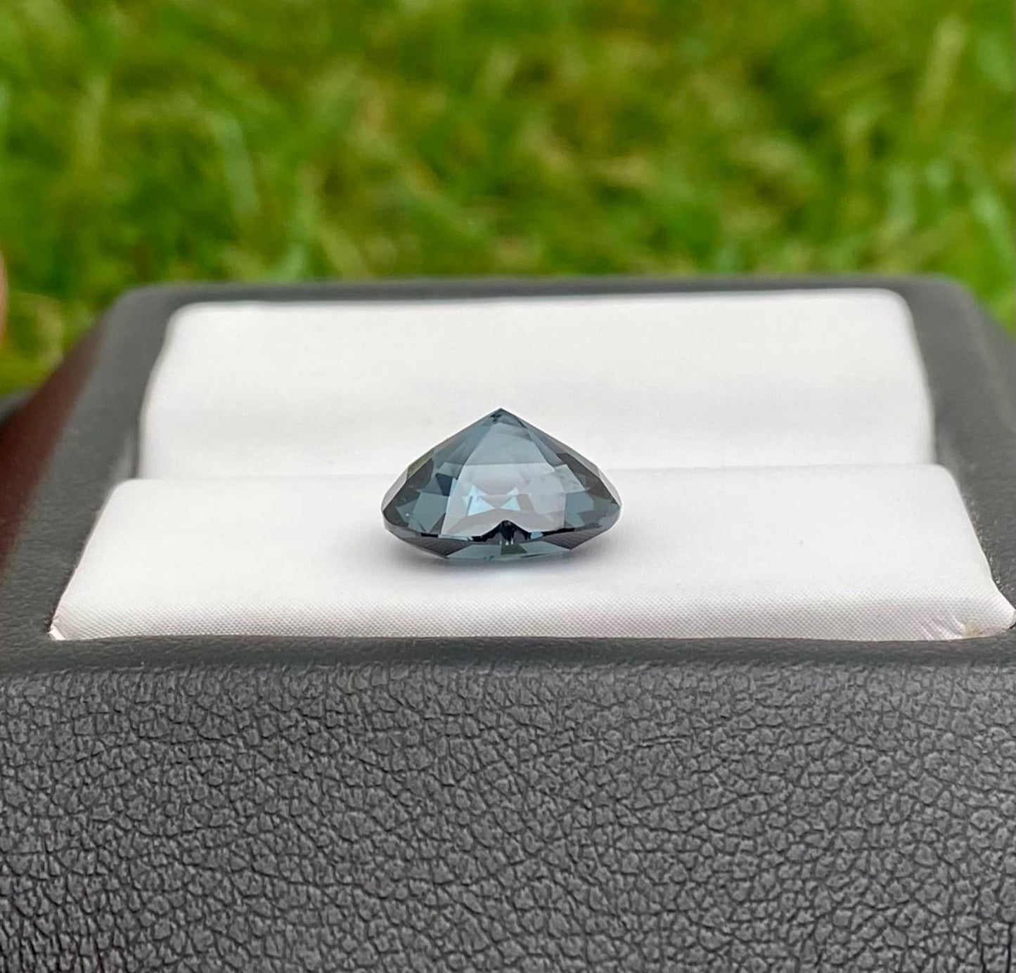 AGL Certified Natural 2.82Ct Greyish-blue Spinel gemstone, Heart cut, Sri-Lanka
