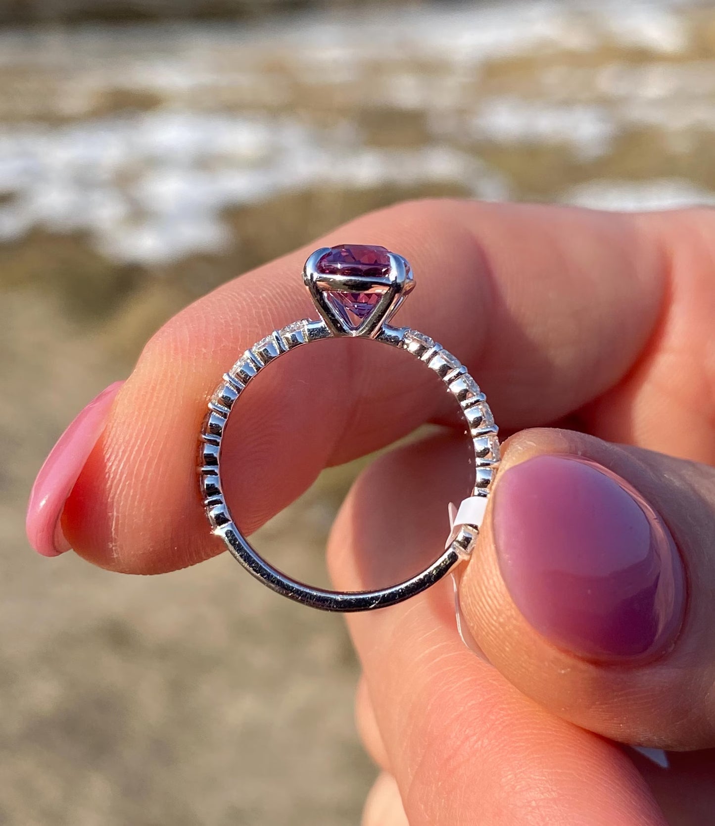Malaya Garnet 2.07Ct and Diamonds natural gemstones Ring, 14 Karat White Gold, 7.25US, Certified, GFCO