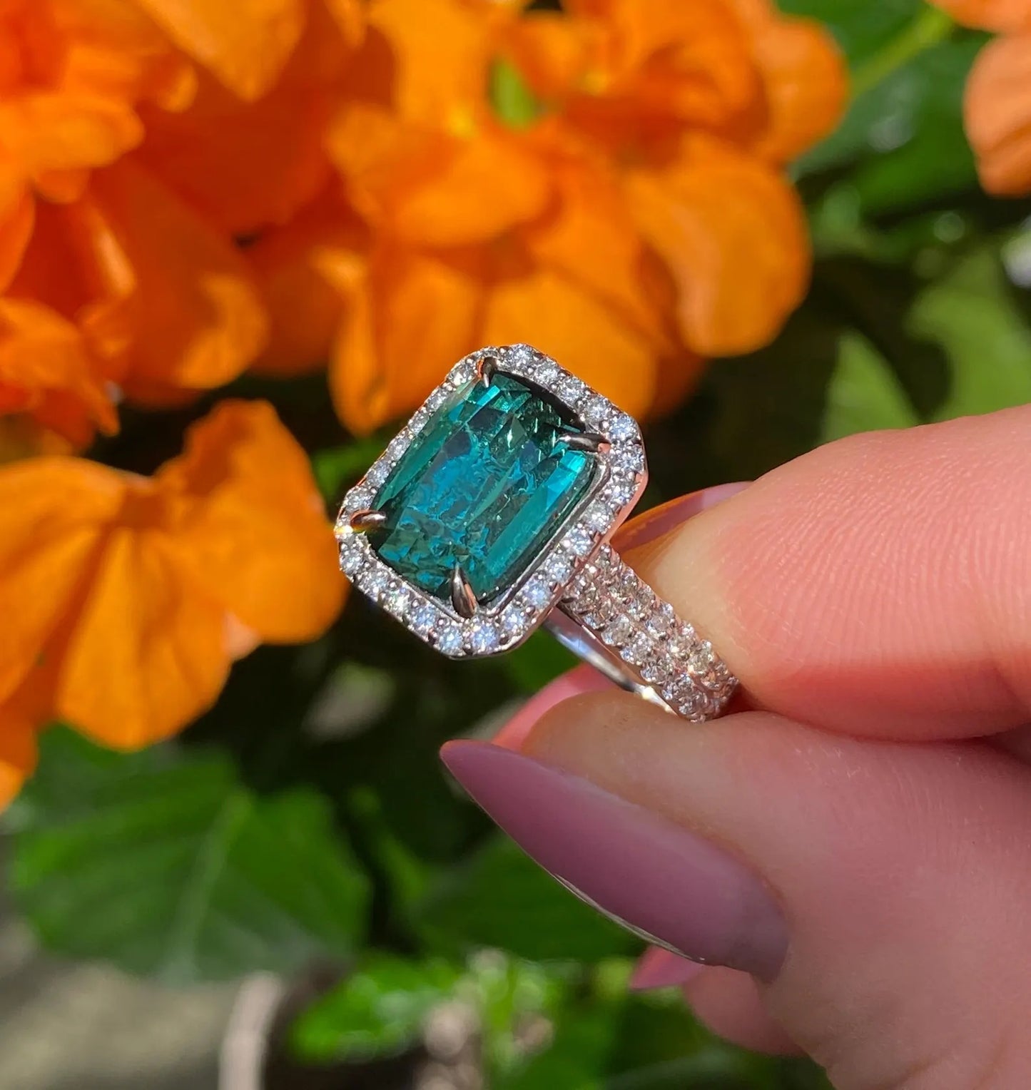 Lagoon Tourmaline 4.60Ct and Diamonds natural gemstone Ring, 14 Karat White Gold, 9US, Certified