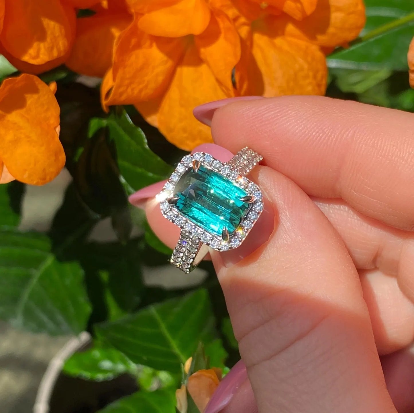 Lagoon Tourmaline 4.60Ct and Diamonds natural gemstone Ring, 14 Karat White Gold, 9US, Certified